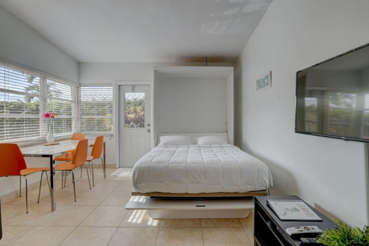 Aloha Escape Pompano Beach Apartment Exterior photo